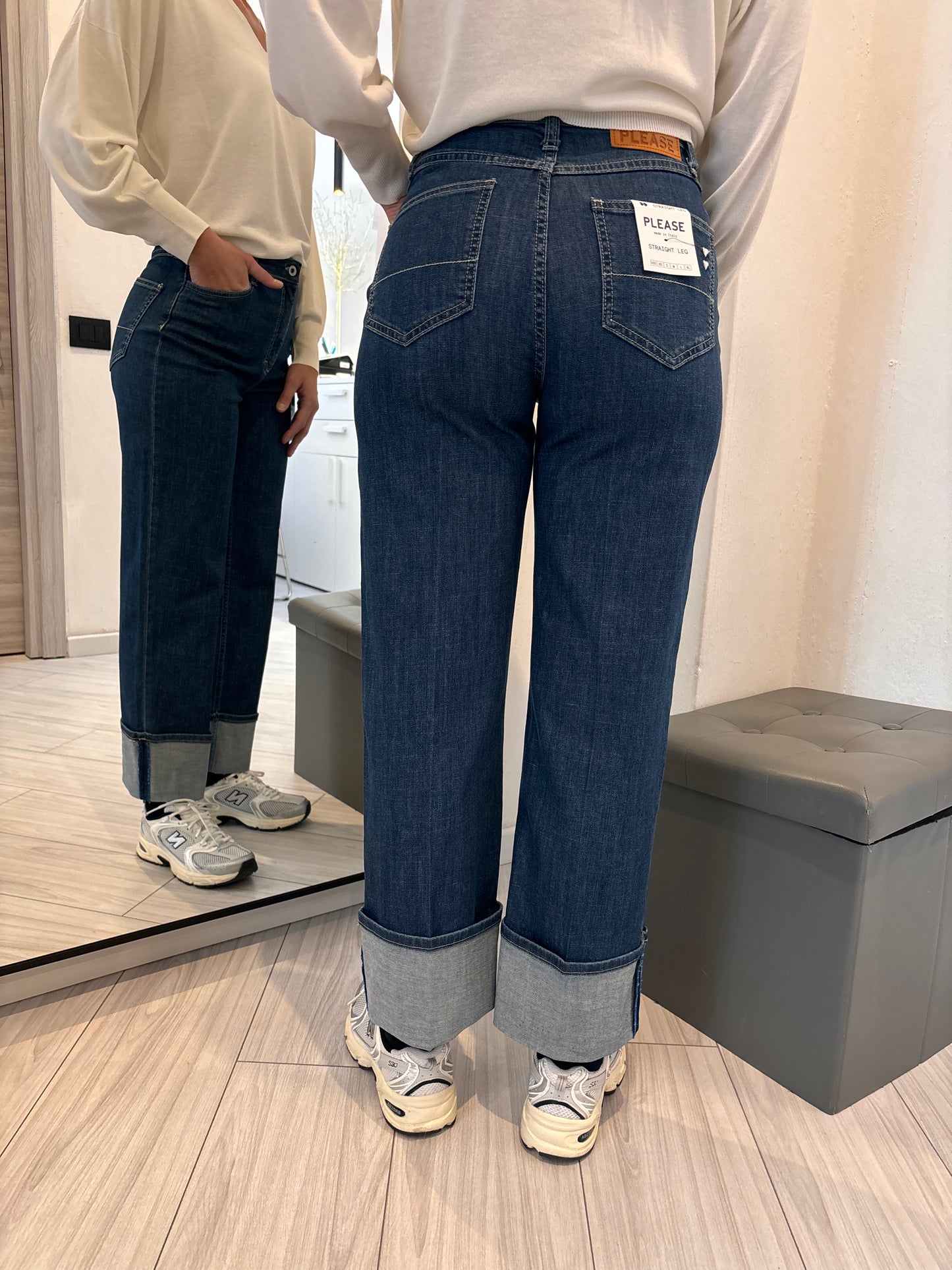 Jeans straight con risvolto