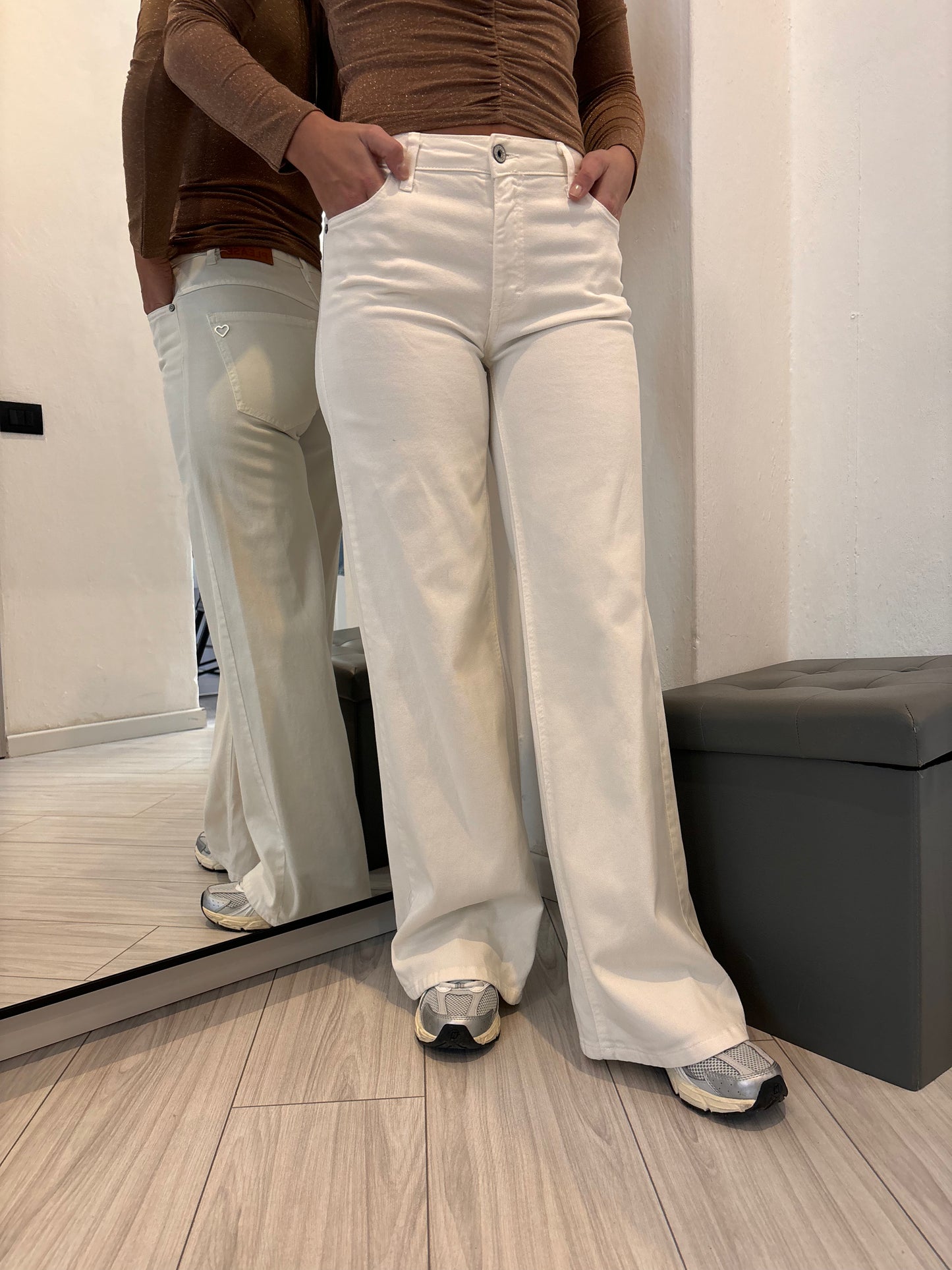 Jeans a zampa larga