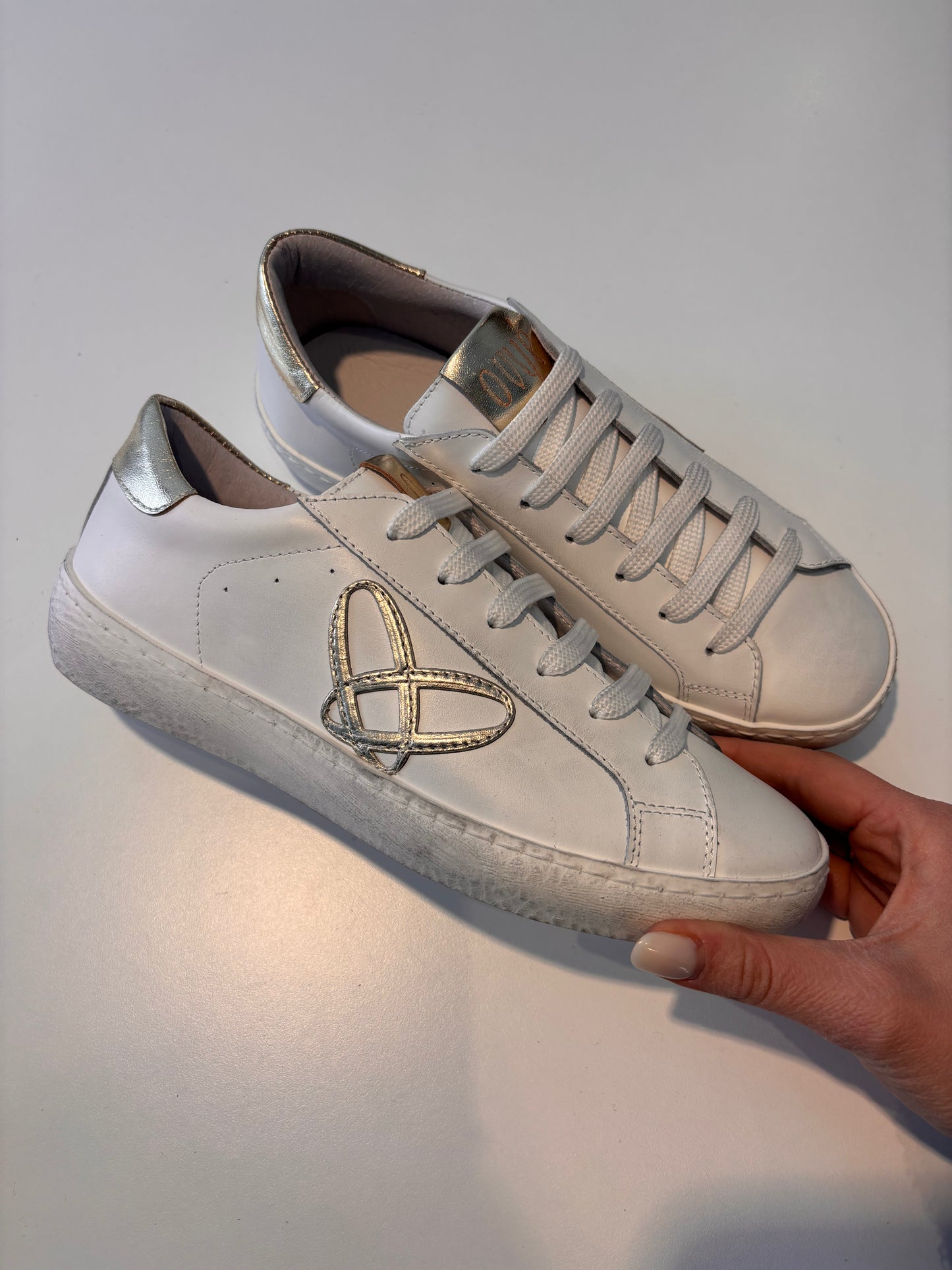 Sneaker in pelle Ovye